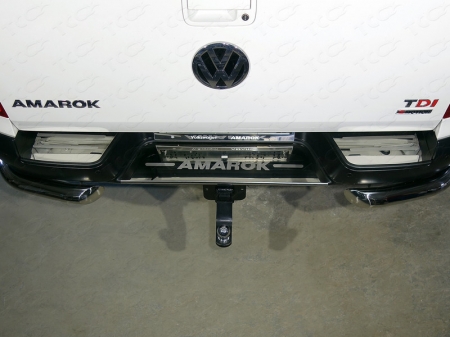 Volkswagen Amarok 2016-Накладки на задний бампер (лист зеркальный надпись Amarok)